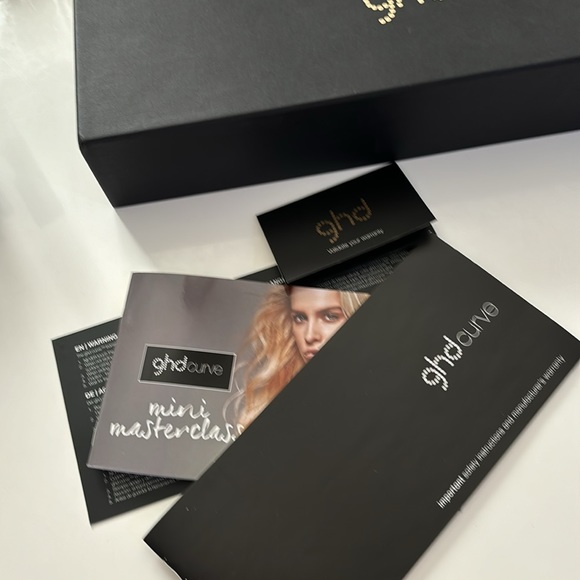 GHD Curve Curling Iron - Picture 7 of 14
